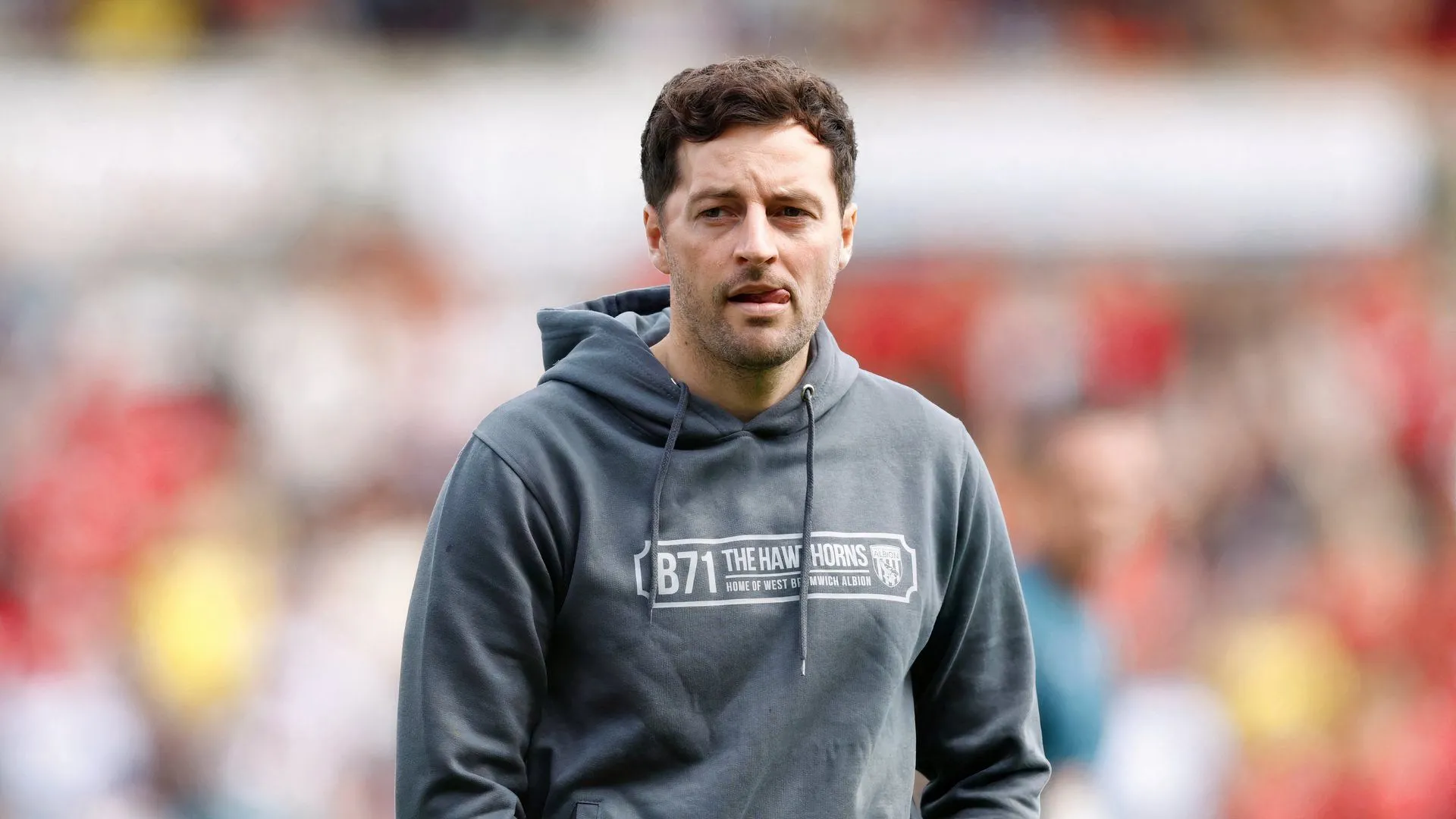 Carlos Corberan huấn luyện West Brom với chiến thuật 4-2-3-1