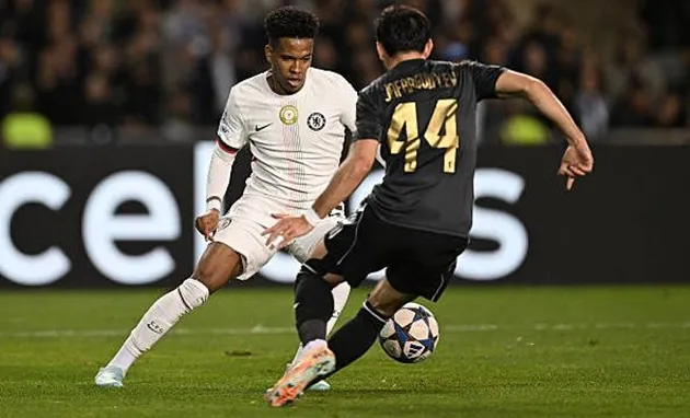 Estevao Willian khoác áo Chelsea ghi bàn mở tỷ số trước Qarabag