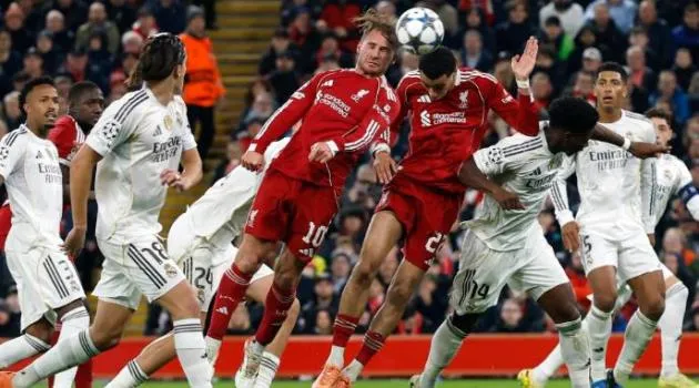 Hàng tiền vệ Liverpool chơi tốt trước Real Madrid