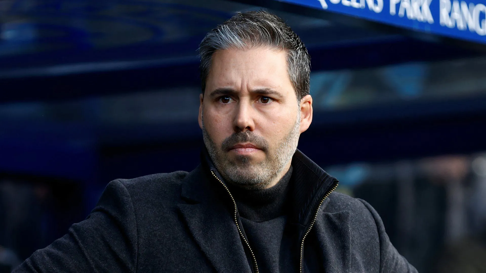 Huấn luyện viên Marti Cifuentes trong buổi huấn tập của Leicester City