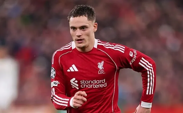 Slot tìm giải pháp khi đặt Wirtz vào vị trí hộ công trung tâm